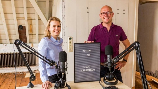 Eva Schoonhoven en Gerhard te Velde in Studio Slachtstraat