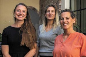foto van monique, lisette en anna